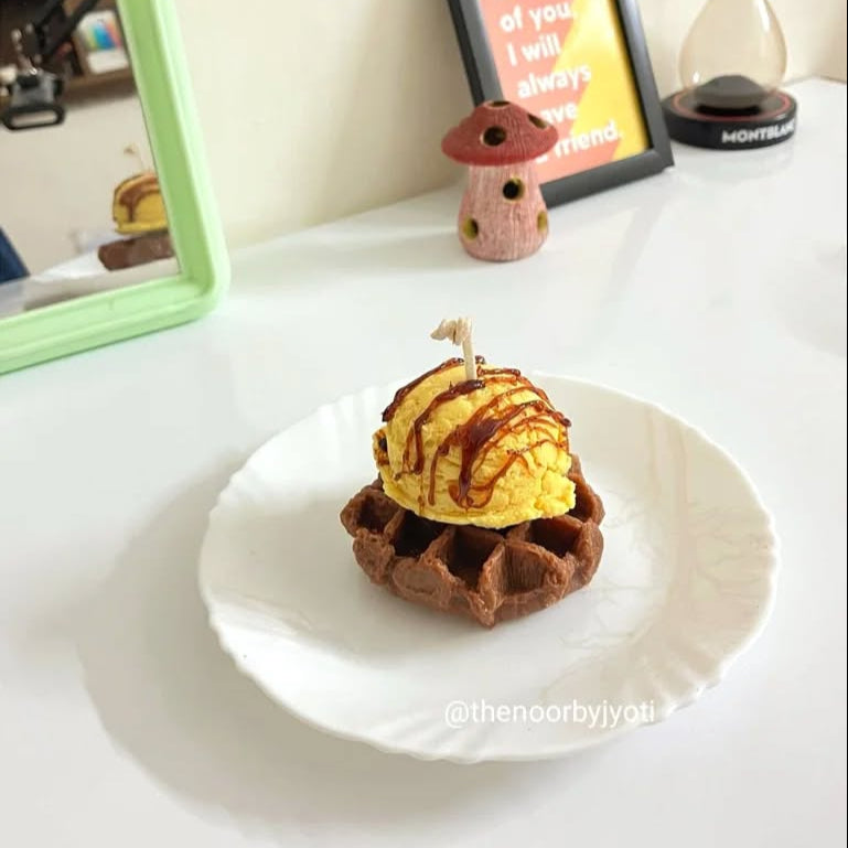 Ice-cream Waffle Candle