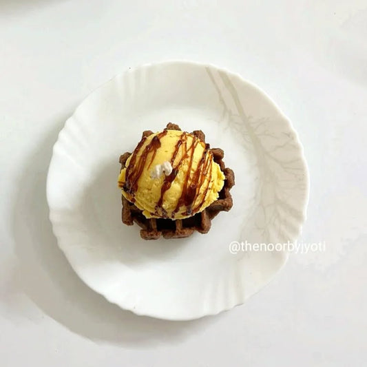 Ice-cream Waffle Candle